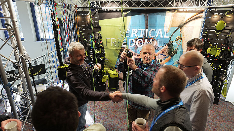 Reger Erfahrungsaustausch im Rahmen der begleitenden Fachausstellung