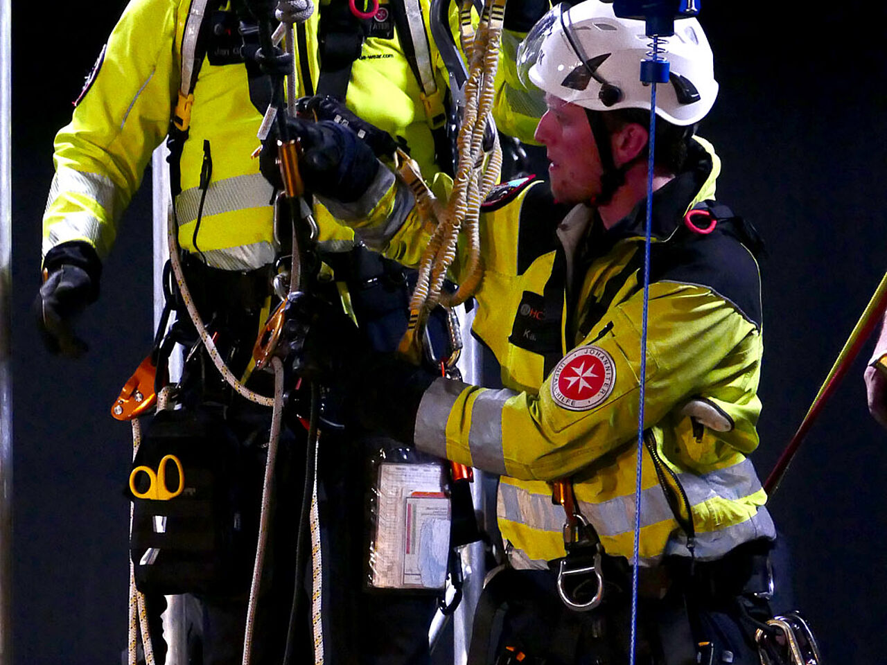 …hier demonstriert von einem Team der JOHANNITER-Unfall-Hilfe.