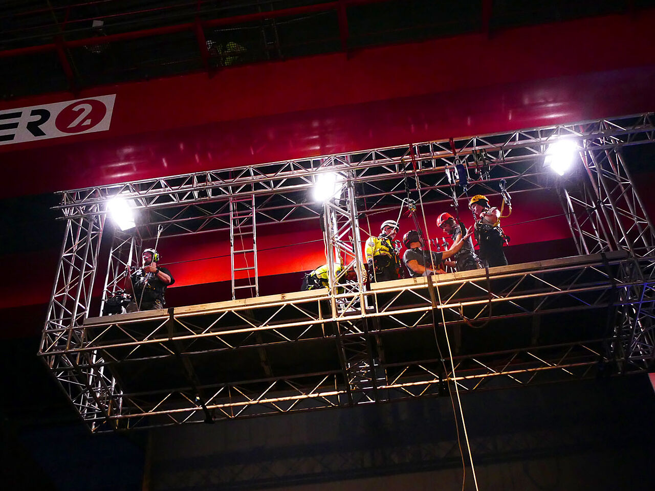 Dritte Live-Demonstration: Seilunterstützte Rettungsgewährleistung durch Notfallteam vor Ort