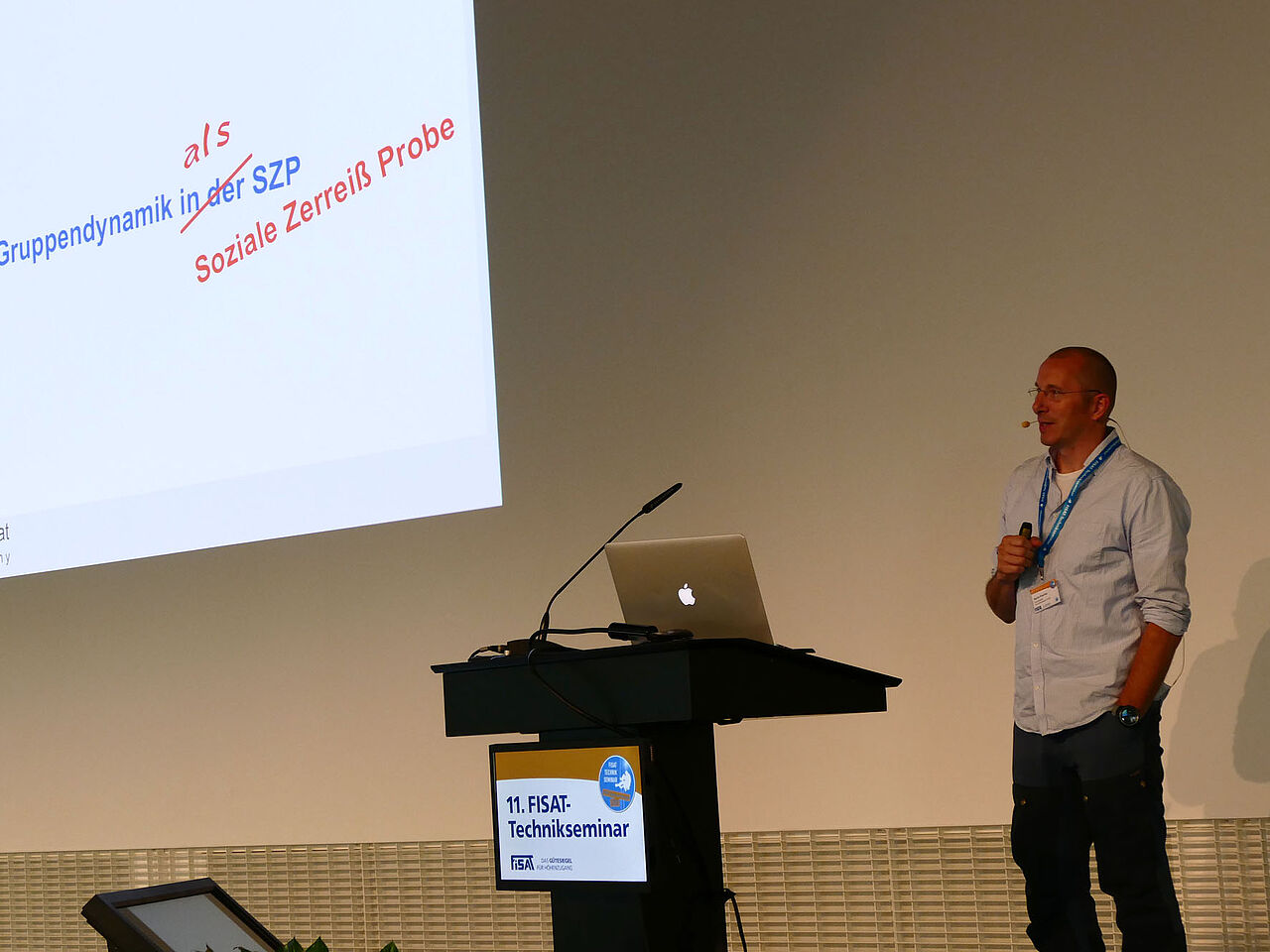 Sacha Poscher sprach zur „Gruppendynamik in SZP Teams“